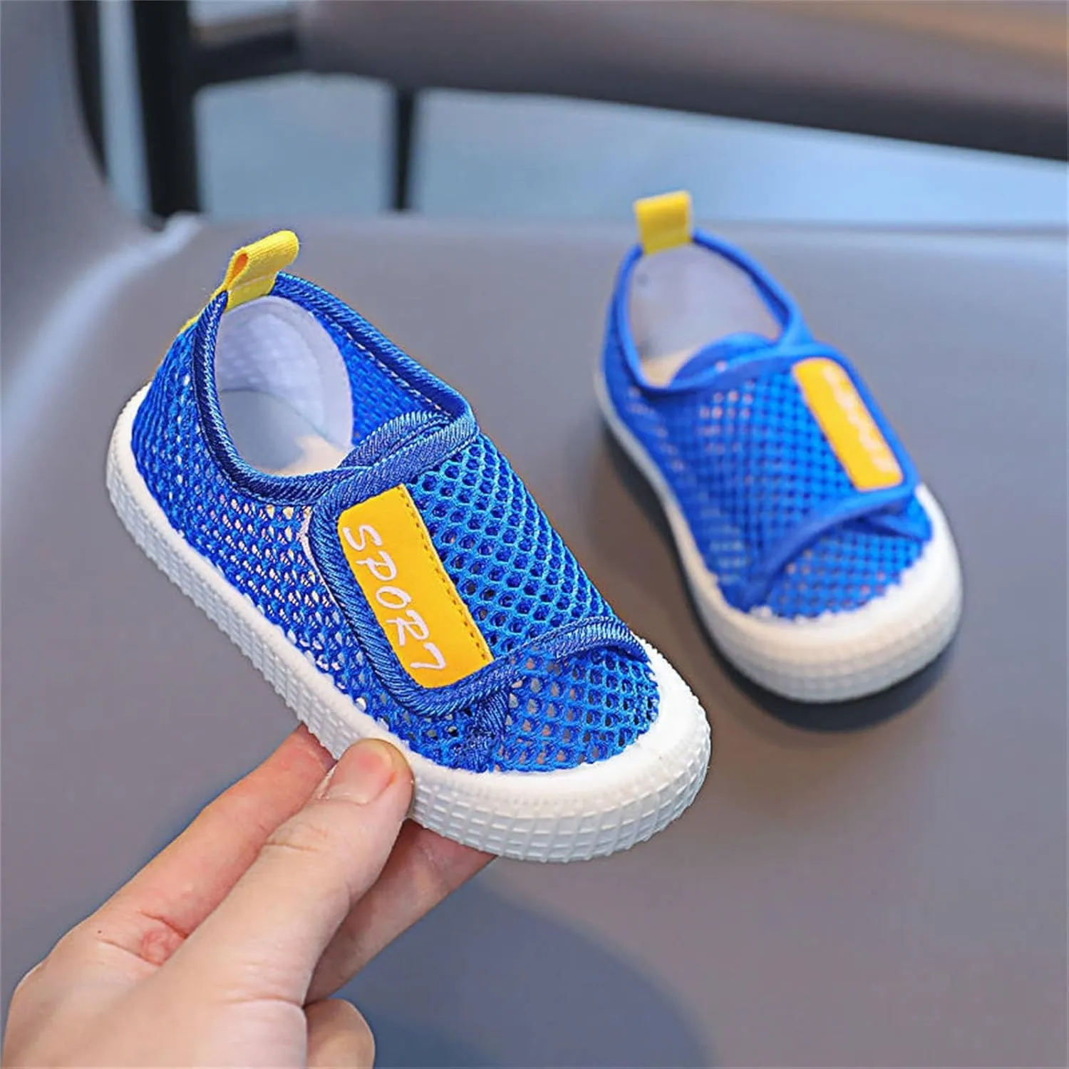 Baby First-Walking Kid Shoes Hollow Out Breathable Shoes Soft Sole Non Slip Wear Toddlers Lightweight Water Shoes