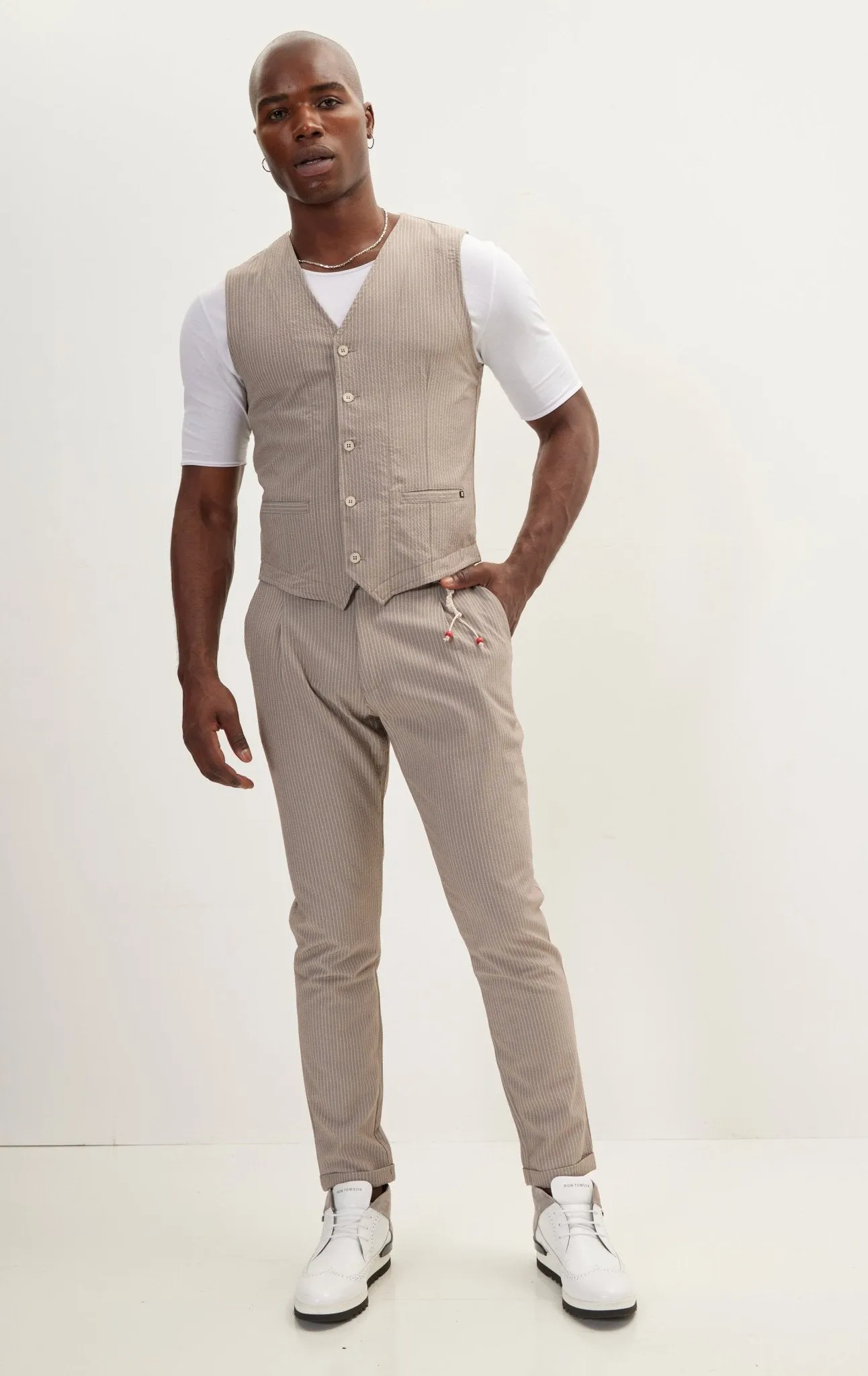 Lightweight Casual Pants - Brown