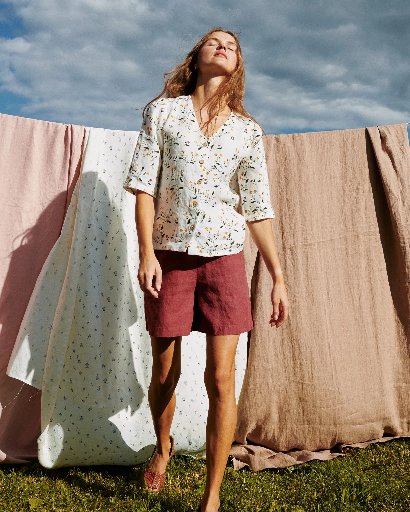 R: MAIN casual linen shorts (Size: M; Color: Admiral blue)