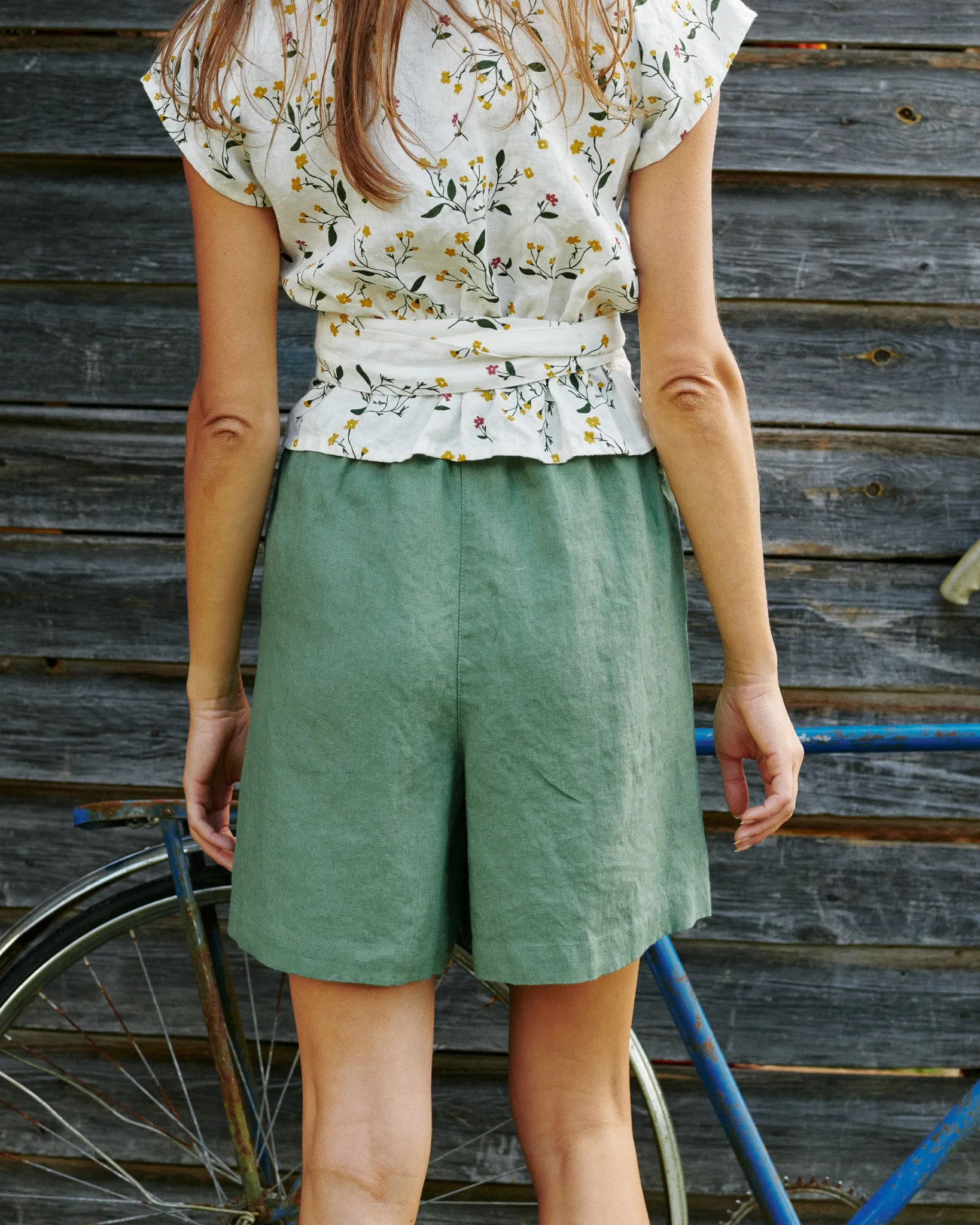 R: MAIN casual linen shorts (Size: M; Color: Admiral blue)
