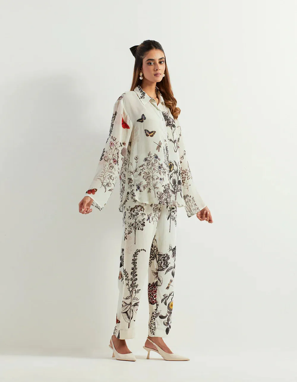 Saaya Printed Shirt Paired With Heavy Georgette Pants