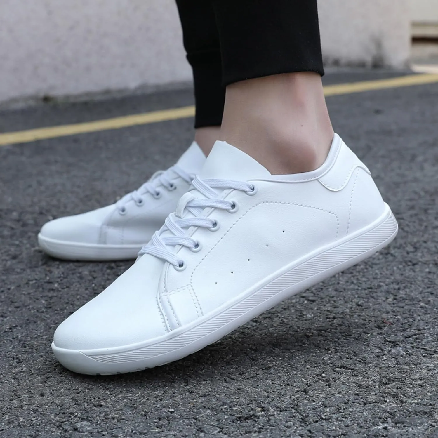 Slip on Walking Shoes for Men Comfortable PU Leather Memory Foam Breathable Fashion Low Tops Sneakers Non Slip Arch Support Vacation Training Gym Shoes Wide Width