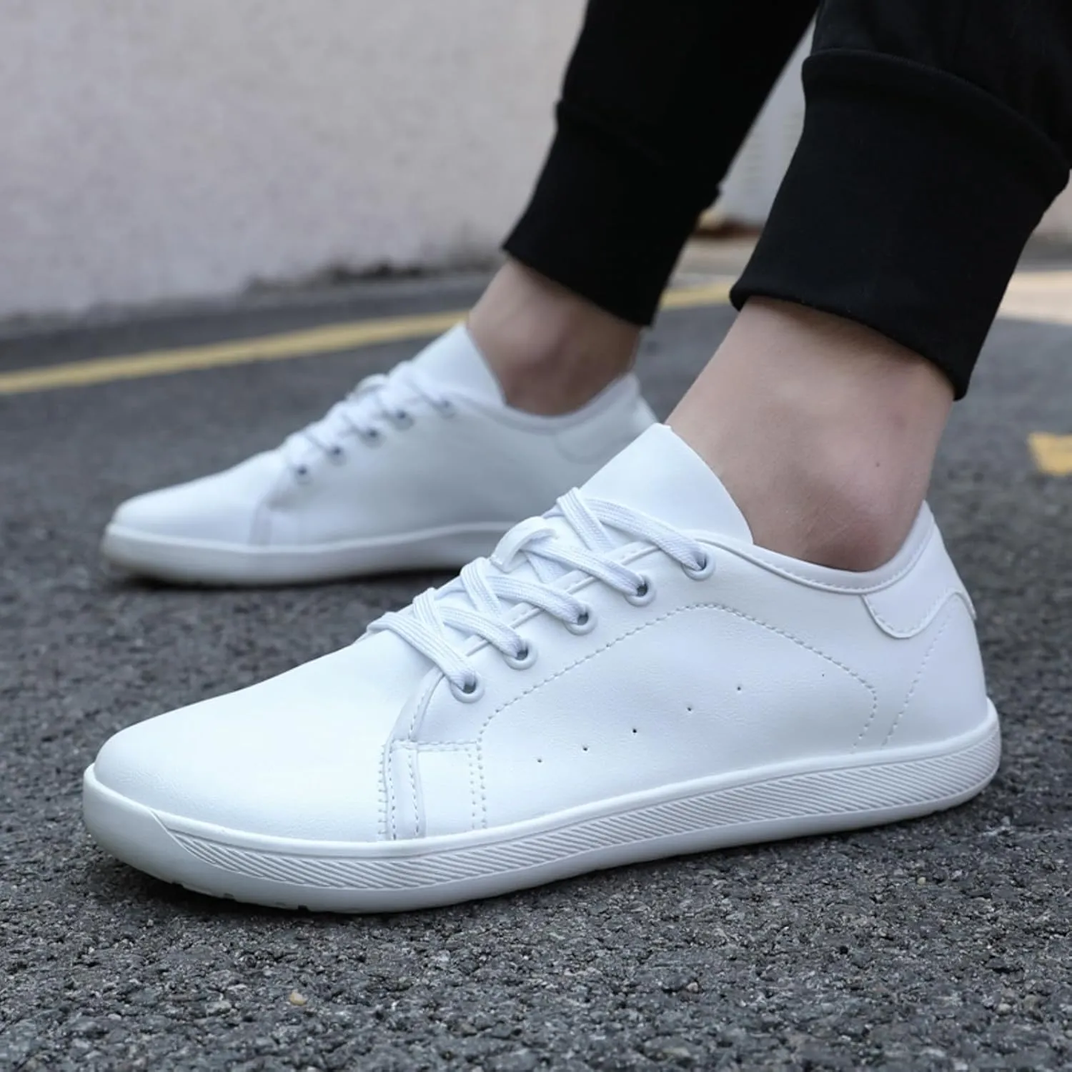 Slip on Walking Shoes for Men Comfortable PU Leather Memory Foam Breathable Fashion Low Tops Sneakers Non Slip Arch Support Vacation Training Gym Shoes Wide Width