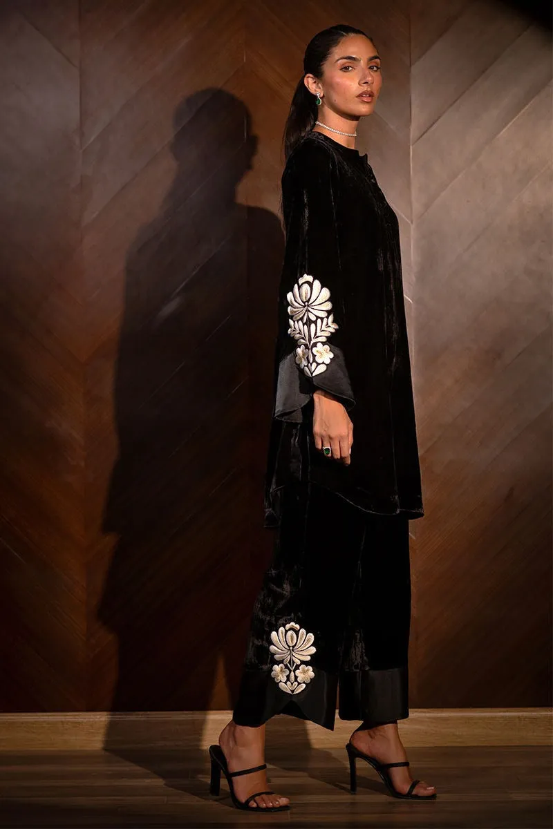 The Bow Edit - Luxury Velvets'24-Audrey