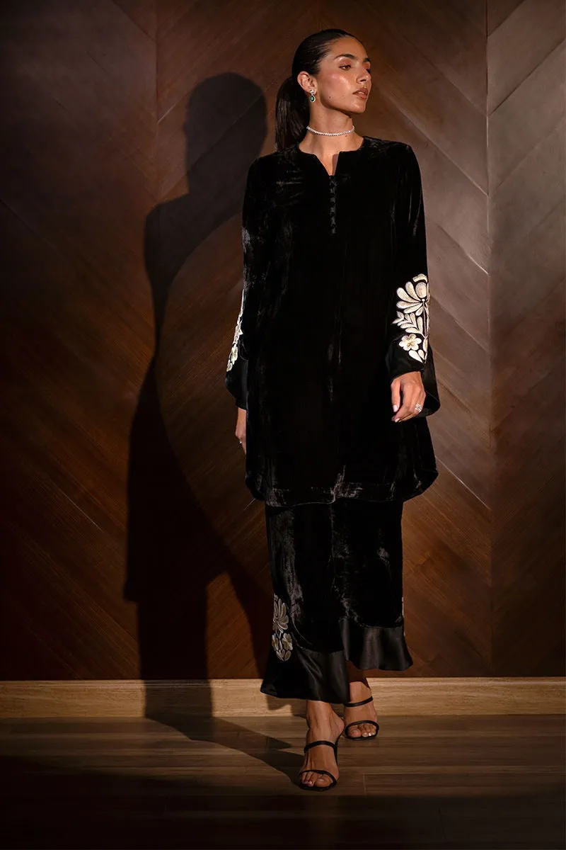 The Bow Edit - Luxury Velvets'24-Audrey